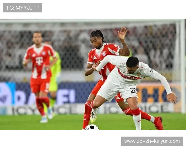 球技爆炸：超级球星的绝技绝杀瞬间，足球球星绝技